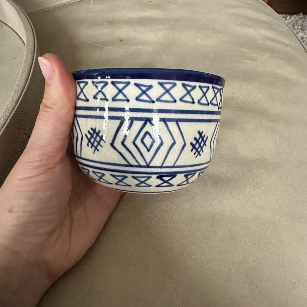 Set of Blue and White Patterned Ceramic Bowl